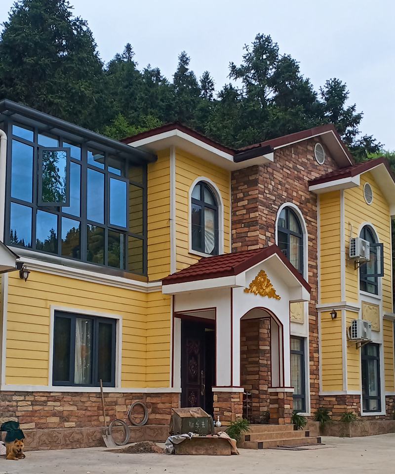 汉良房屋科技搭建好的轻钢别墅